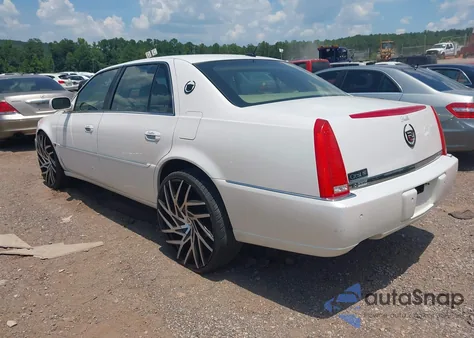 2007 Cadillac Dts Luxury Ii from USA, damaged, VIN 1G6KD57Y77U122656